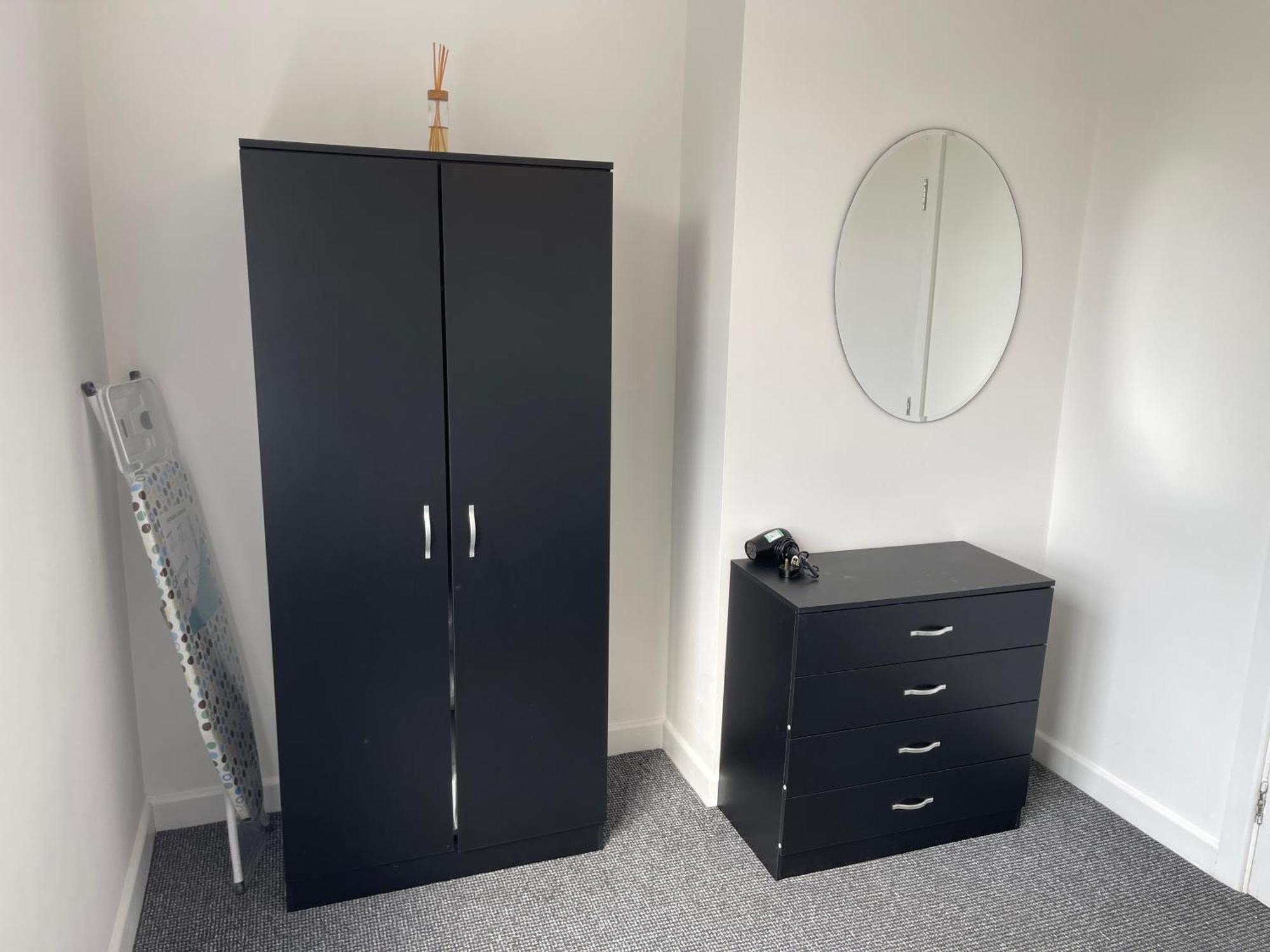 Swinefleet Maisonettes. Airy, Modern & Chic! Apartment
